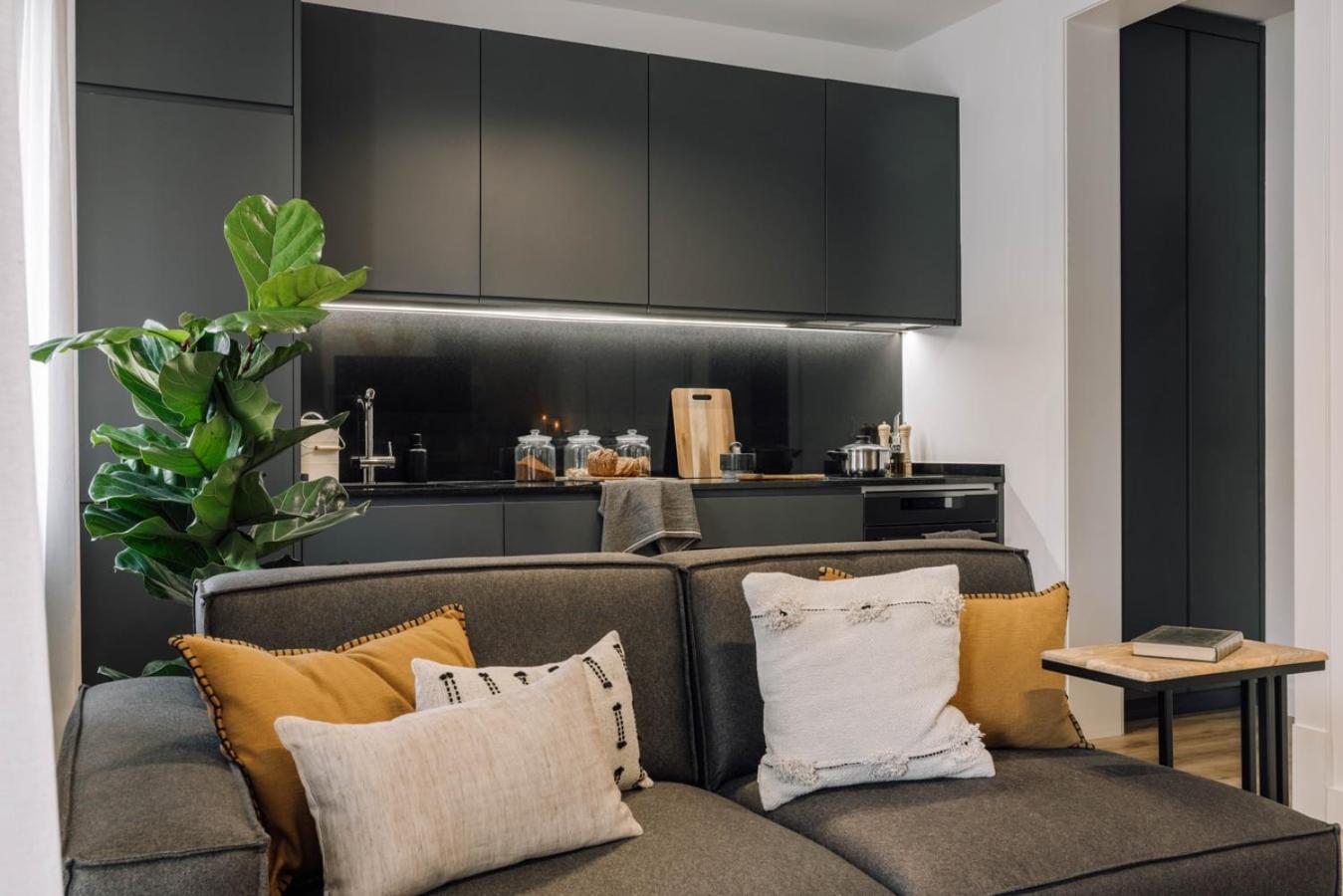 Kwenge - 1 Bedroom And Terrace In Avenidas Novas